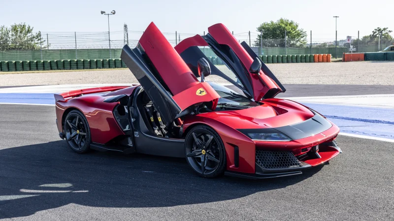 Ferrari F80 Hypercar Wallpaper