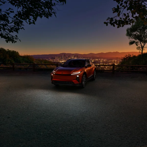 Toyota C-HR 2026 Wallpaper