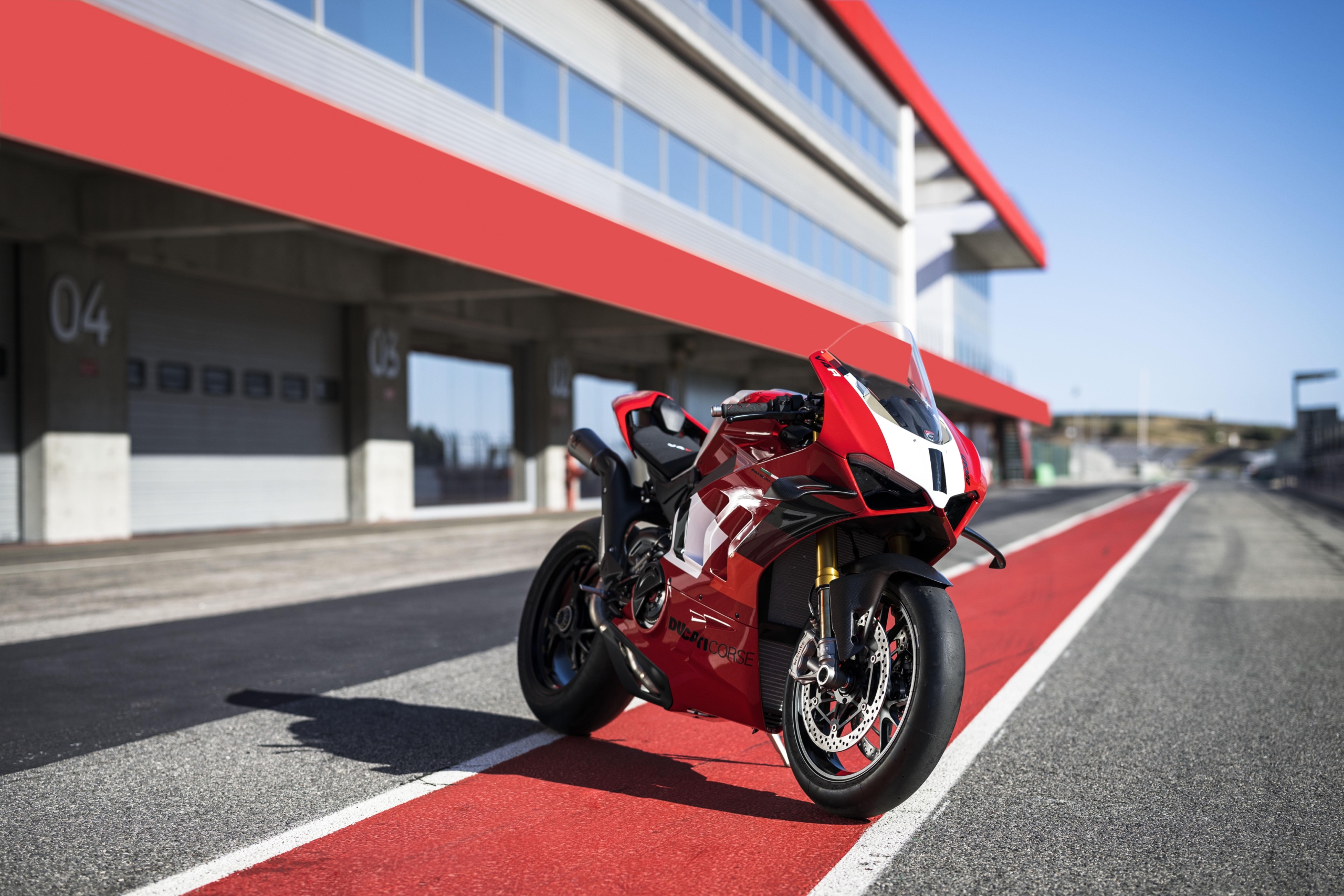 Ducati Panigale V4 R 5K Wallpaper