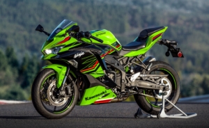 Kawasaki Ninja ZX-4RR Sports bikes Wallpaper