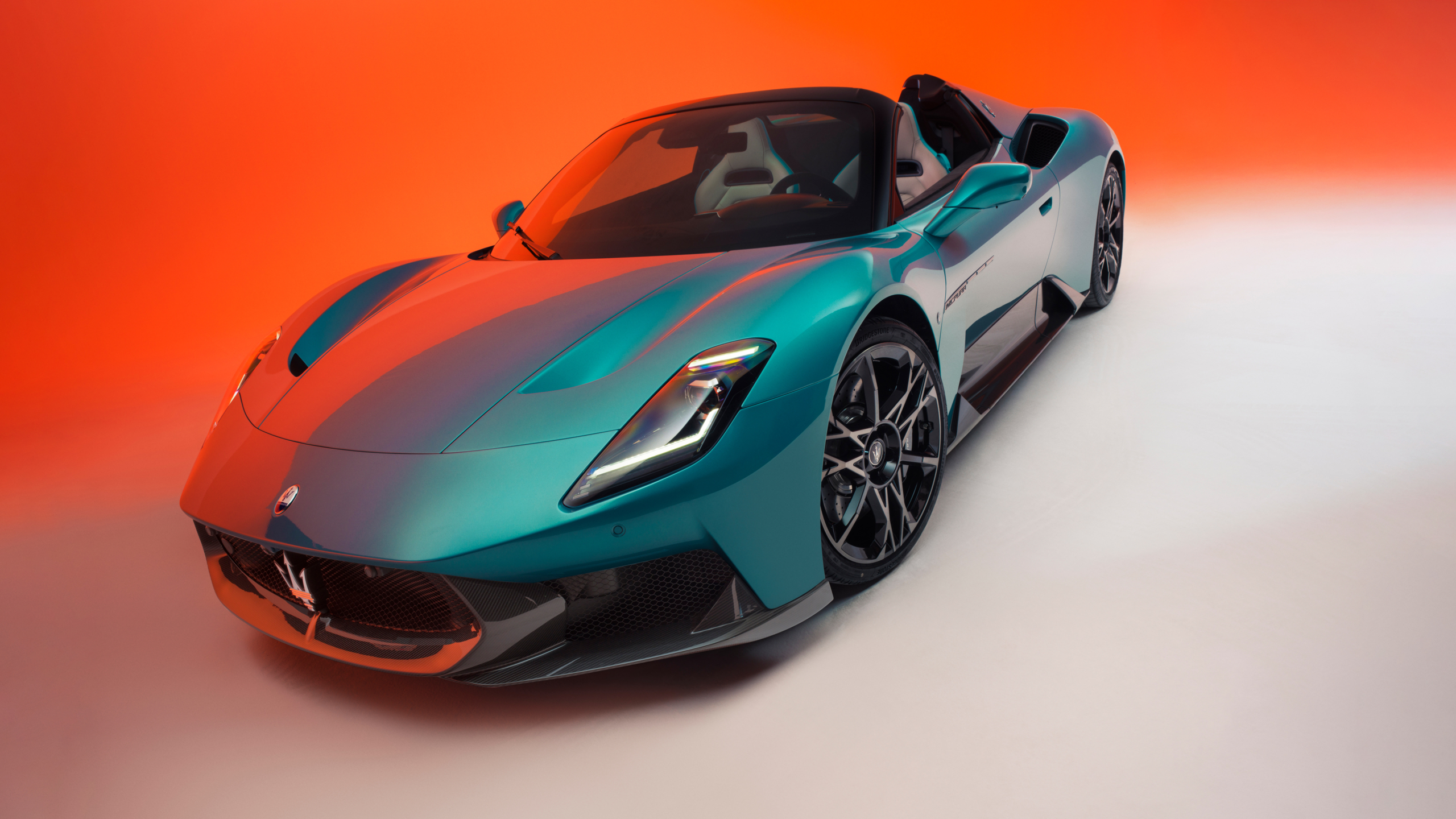 Maserati MCPURA Cielo Supercar Wallpaper