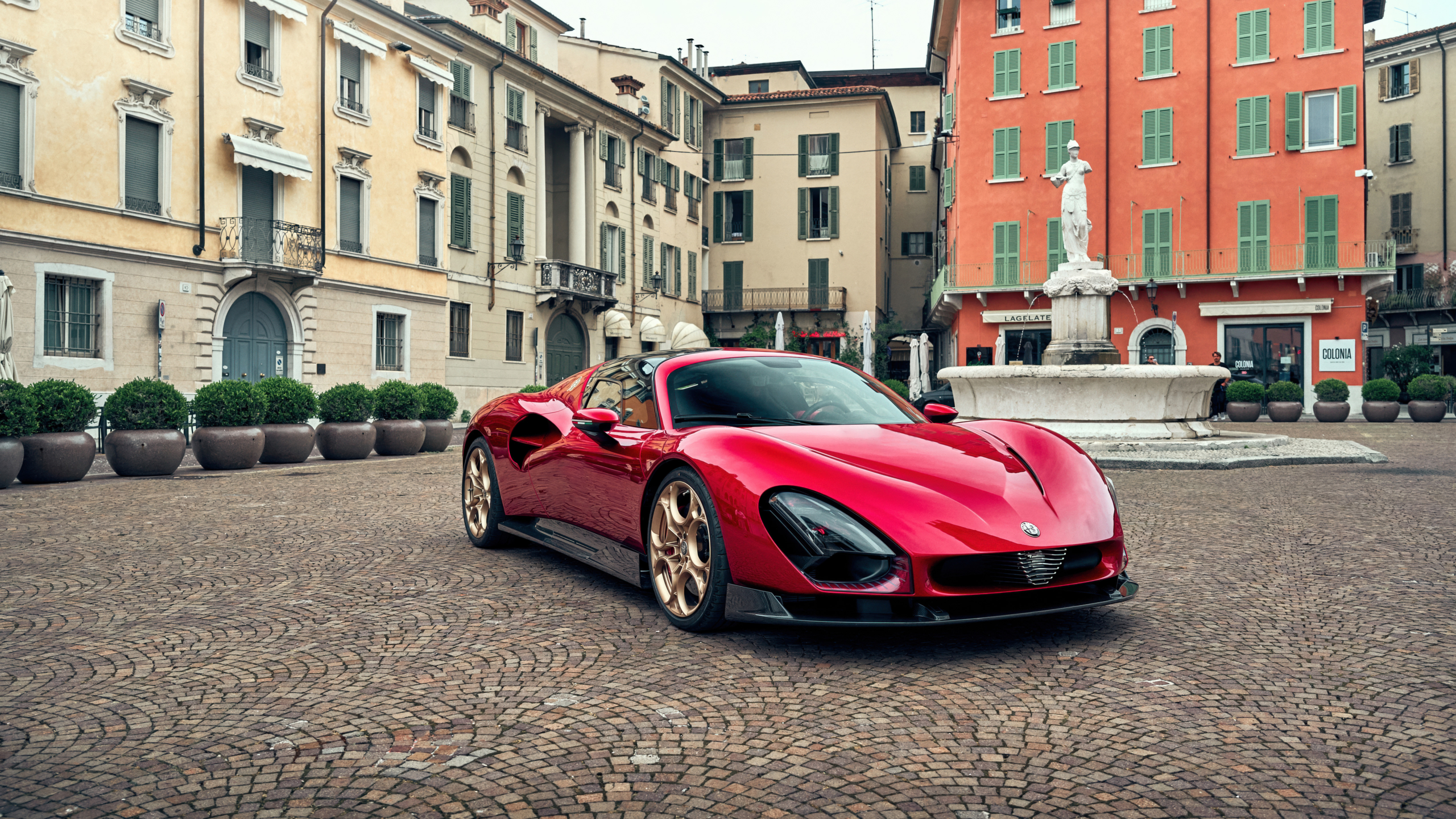 Alfa Romeo 33 Stradale Italy Wallpaper