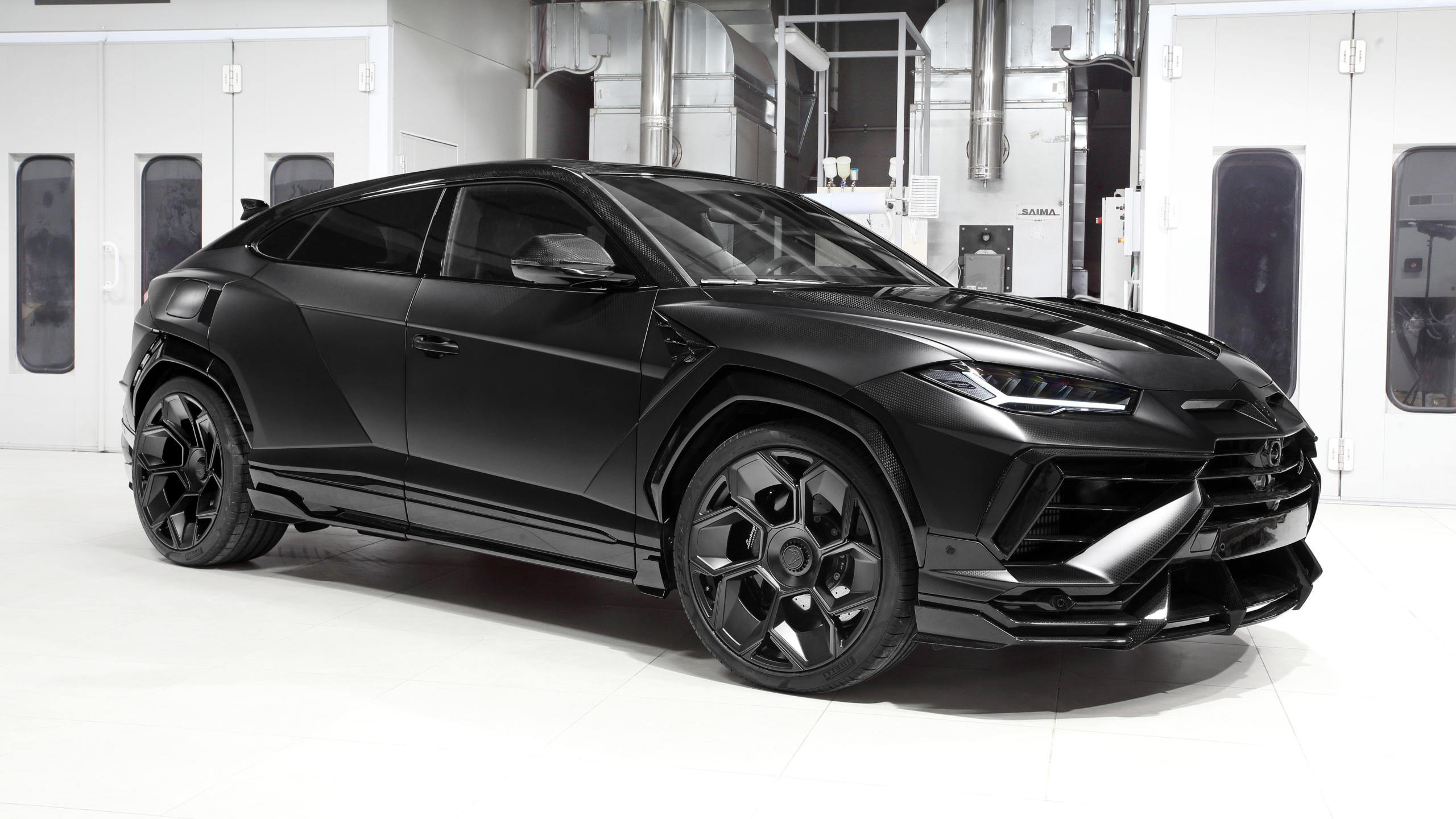 Lamborghini Urus R’Evo 2025 Wallpaper