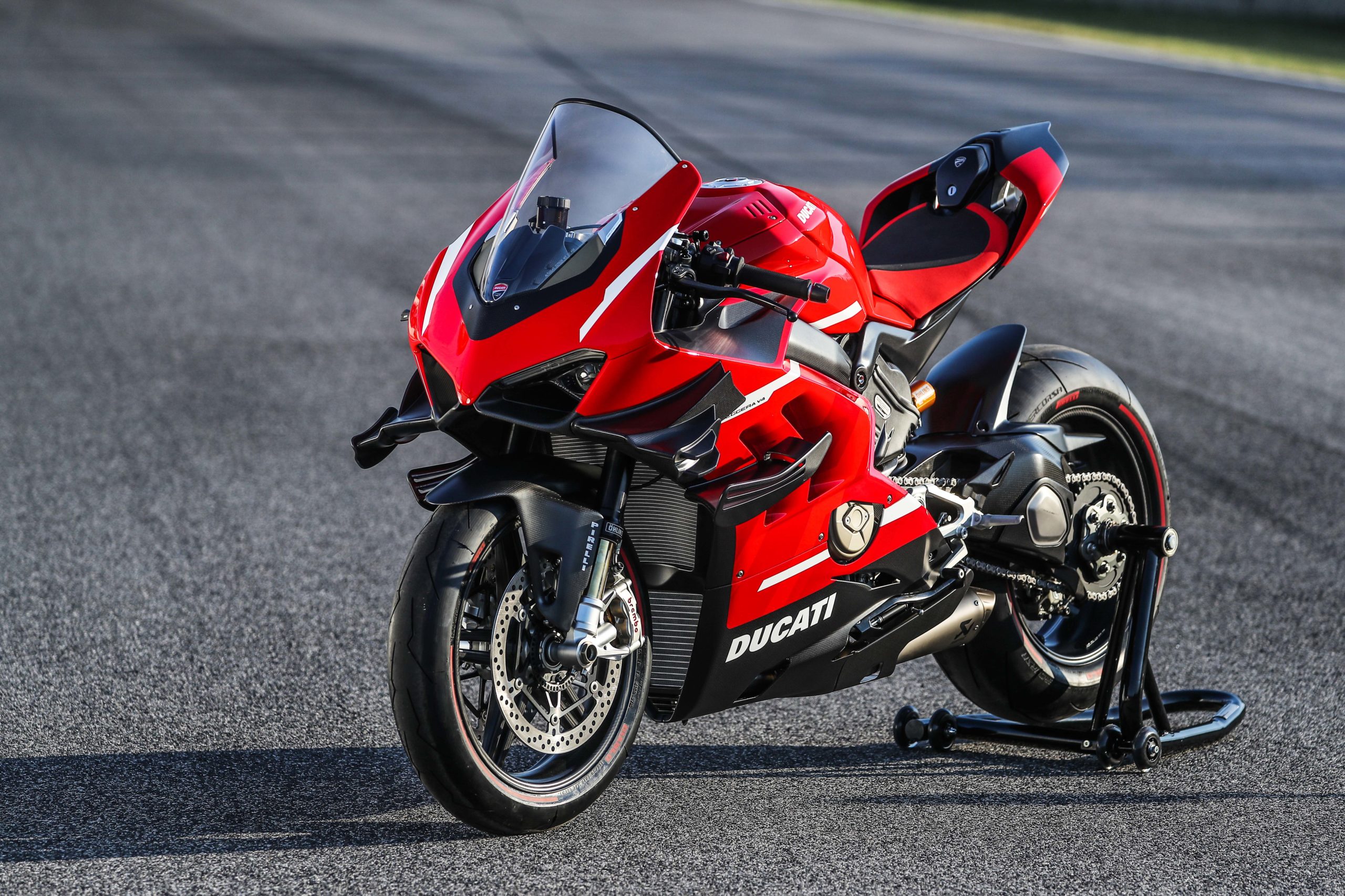 Ducati Superleggera V4 Superbikes Wallpaper