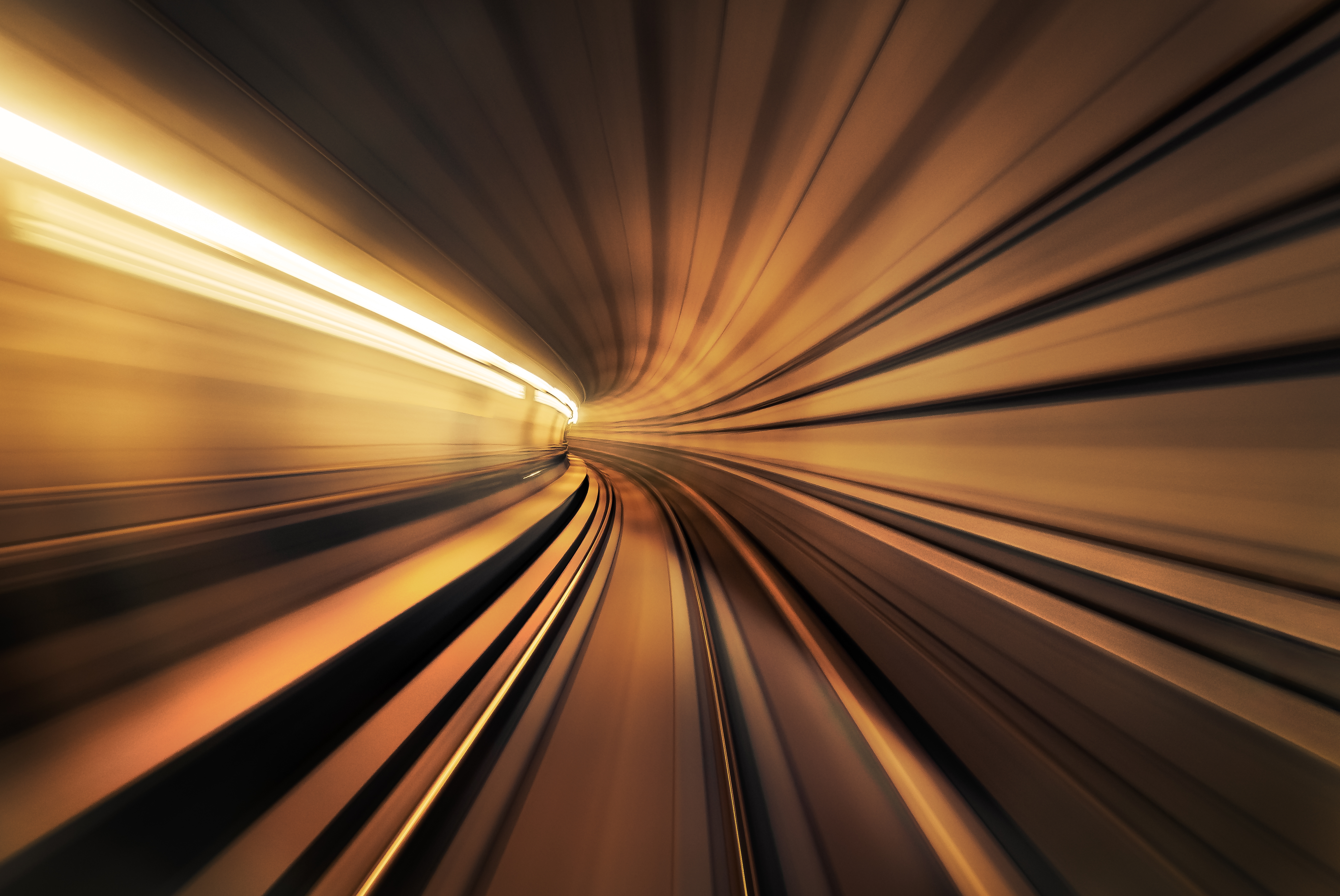 Tunnel Motion blur Wallpaper